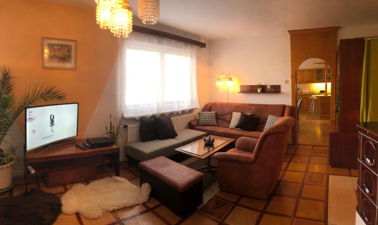 דירות Apartman Olesnik מראה חיצוני תמונה