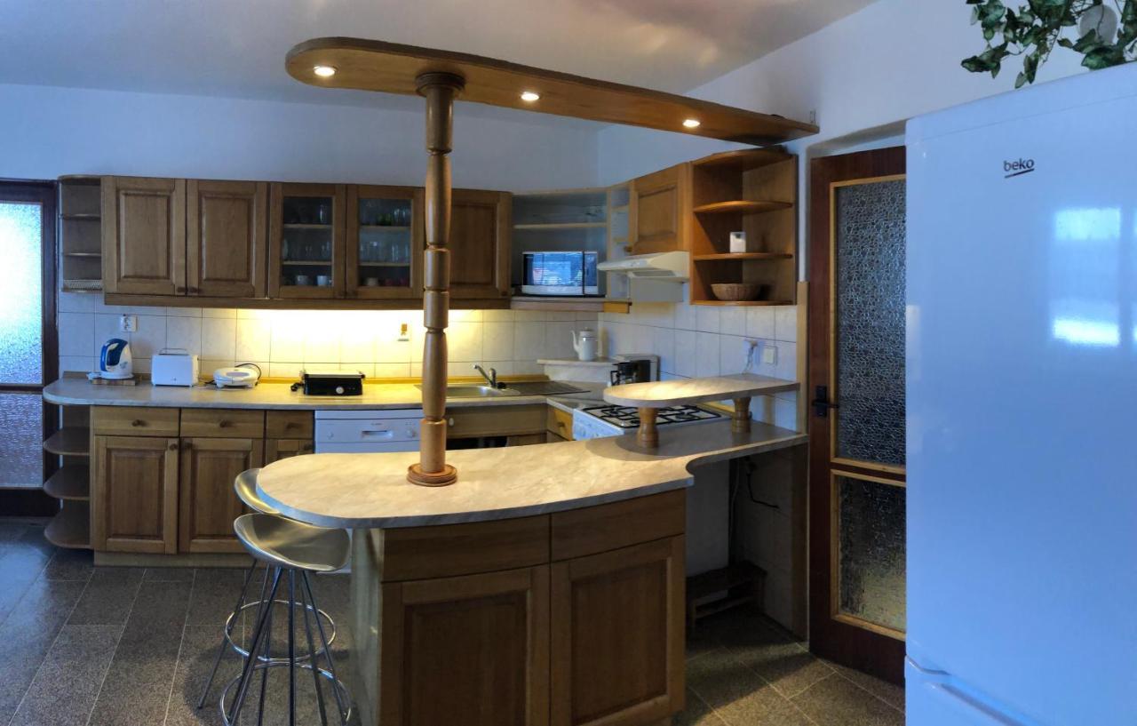 דירות Apartman Olesnik מראה חיצוני תמונה